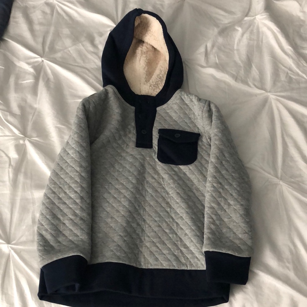 Old Navy quilted sweatshirt
